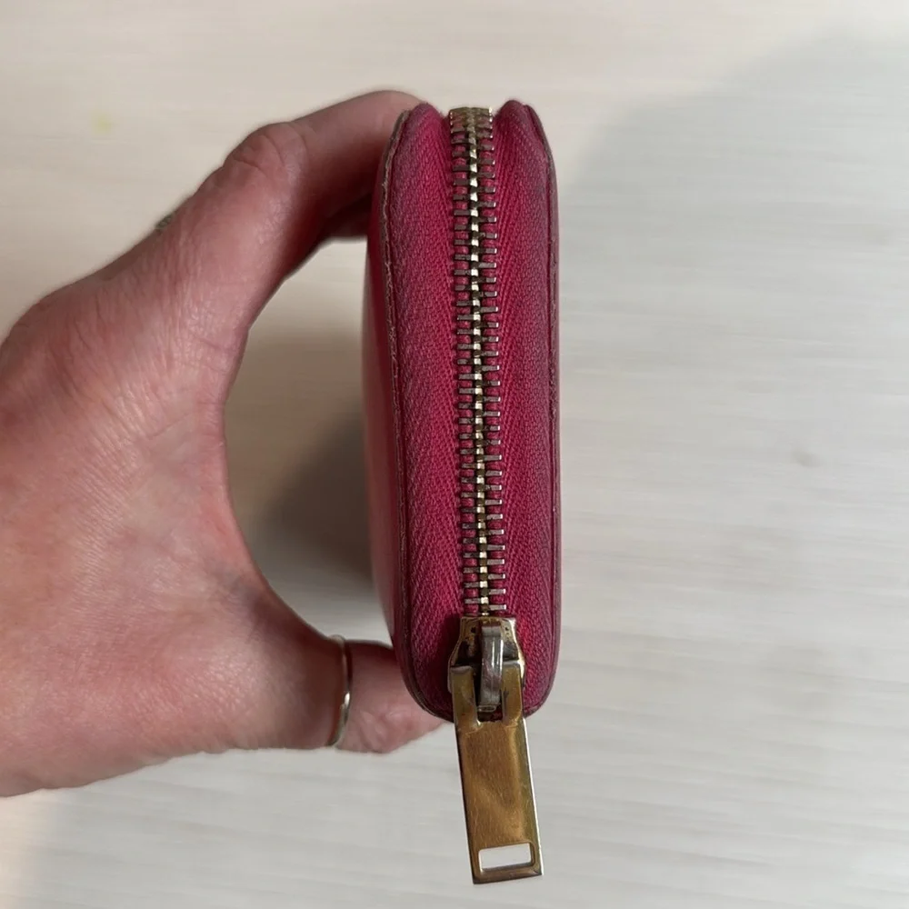 Auth Saint Laurent Round Zipper Long Wallet Solid Pink Leather Italy - Picture 6 of 9